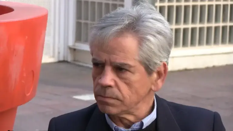 FOTOGRAFÍA. BARCELONA (CATALUÑA) ESPAÑA, 15 DE ENERO DE 2014. El presidente de la asociación separatista de catalanes hispanos, quienes tienen como idioma habitual el español o castellano, llamada "Súmate", Eduardo Reyes Pino, registrado hoy durante la entrevista. Lasvocesdelpueblo (Ñ Pueblo).