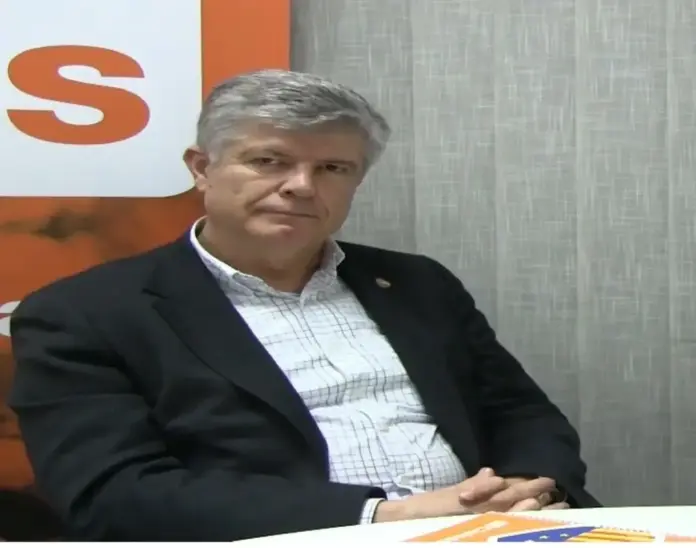 FOTOGRAFÍA. BARCELONA (CATALUÑA) ESPAÑA, 01 DE ENERO DE 2014. El secretario general y portavoz del Grupo Parlamentario de Ciutadans Partit de la Ciudadanía Ciudadanos (Cs) en el Parlamento de Cataluña, Matías Alonso Ruiz, registrado este sábado durante una entrevista con Lasvocesdelpueblo en la sede de Cs en Barcelona. Lasvocesdelpueblo (Ñ Pueblo)