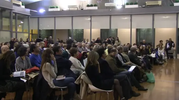 Historia de la Resistencia al Nacionalismo en Cataluña,Cataluña,separatismo,Barcelona FOTOGRAFÍA. BARCELONA (CATALUÑA) ESPAÑA, 07 DE FEBRERO DE 2014. Los participantes en la presentación del libro "Historia de la Resistencia al Nacionalismo en Cataluña", hoy, 7 de febrero de 2014, en el Hotel Catalonia en Barcelona. Lasvocesdelpueblo (Ñ Pueblo)