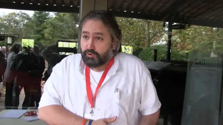 FOTOGRAFÍA. SAMPEDOR (BARCELONA) CATALUÑA, 16 DE NOVIEMBRE DE 2013. Uno de los socios fundadores de la entidad antiseparatista de catalanes hispanos Somatemps, Jordi Cabanes, ha sido registrado esta tarde en declaraciones a Lasvocesdelpueblo. Lasvocesdelpueblo (Ñ Pueblo)