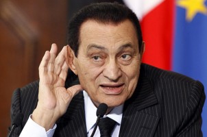Hosni Mubarak, absuelto por la muerte de manifestantes de la primavera árabe en Egipto
