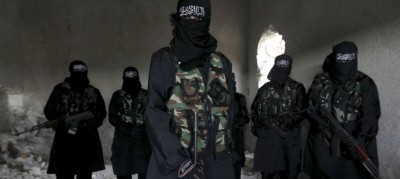 Mujeres yihadistas de la milicia Sawt al-Haq durante un entrenamiento en Alepo / foto Reuters