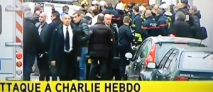 Terroristas a gritos de Allahu Akbar y Mohama (SWS) ha sido vengado asesinan cruelmente Charlie Hebdo...
