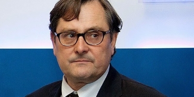 El director de 'La Razón' exige a Rajoy firmeza y que suspenda la autonomía de Cataluña con la contundencia de CE - copia