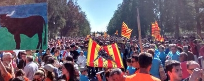 Cataluña grita ¡Sí a los toros!, ¡libertad y respeto! en una demostración de fuerza sin precedente - copia