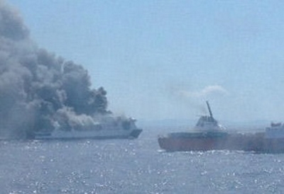 El buque Sorrento de Trasmediterránea se incendia a 18 millas de sa Dragonera, cubría la ruta Palma-Valencia,