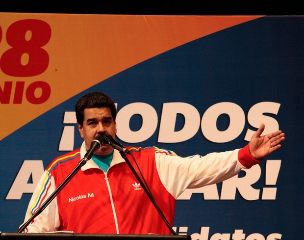 nicolas Maduro convoca las elcciones el 6 de diciembre 2015