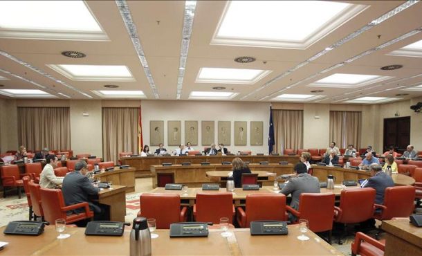 Vista general de la última reunión de la Comisión de la Diputación Permanente antes del mes de agosto