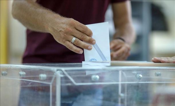 El presidente Alexis Tsipras (el NO) se impone en el referéndum griego, según las encuestas al pie de urna