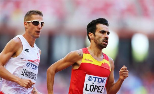 Javi Guerra y Kevin López brillan en la jornada inaugural Mundial de Pekin