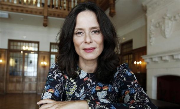 La actriz Aitana Sánchez-Gijón posa en la Universidad Internacional Menendez Pelayo. EFE