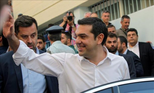 La izquierdista Syriza, liderada por el ex primer ministro Alexis Tsipras, se perfila como ganadora. EFE