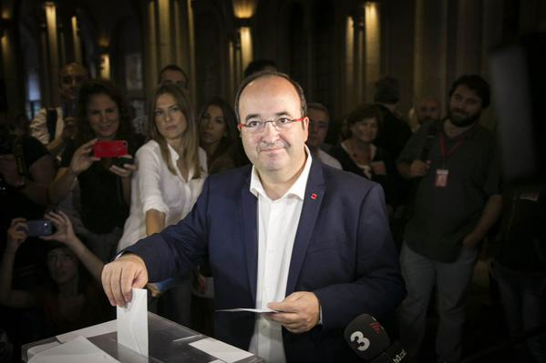 Miquel Iceta Votando el 27s
