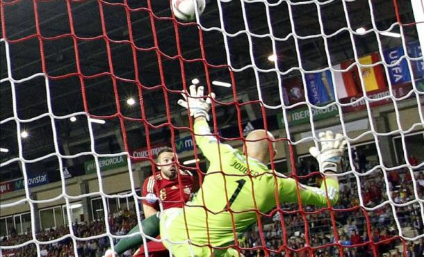 España sella el pase a la Eurocopa con una descomunal pitada al separatista Gerard Piqué