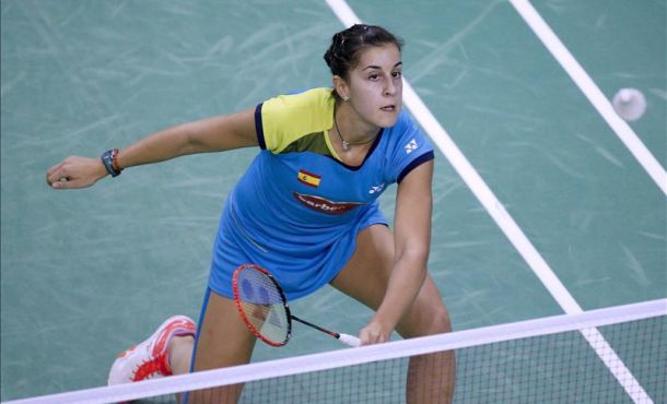 La española Carolina Marín ante la china Wang Shixian durante el Abierto de Francia de bádminton. EFE