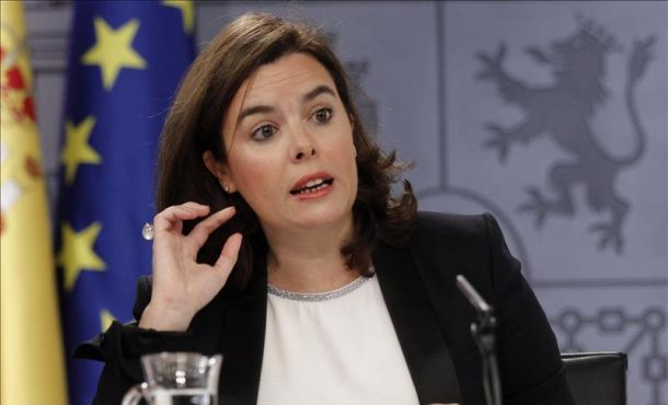 La vicepresidenta del Ejecutivo, Soraya Sáenz de Santamaría, durante la rueda de prensa posterior a la reunión del Consejo de Ministros. EFE