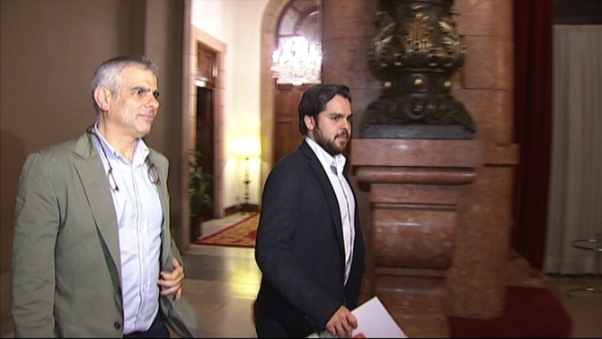 representantes de Ciudadanos, saliendo de la reunión de esta tarde contra el golpe de Estado de JxSí y CUP