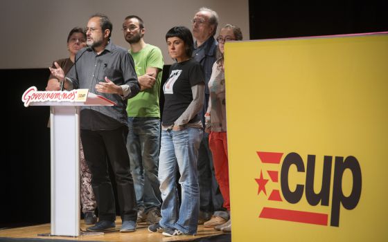 Antonio Baños Boncompain juntos a candidatos de la CUP. Foto Gianluca Battista