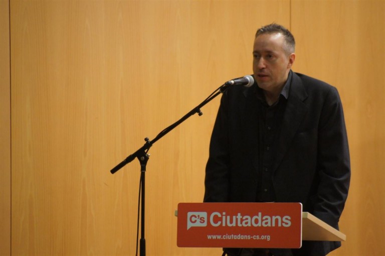 C’s replica Colau vinculante Podemos con ETA: «Están colegidos con amigos de los terroristas»