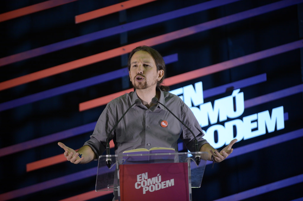 El líder y candidato de Podemos a la presidencia del Gobierno, Pablo Iglesias, ayer durante el Mitin en Barcelona. Lasvocesdelpueblo.