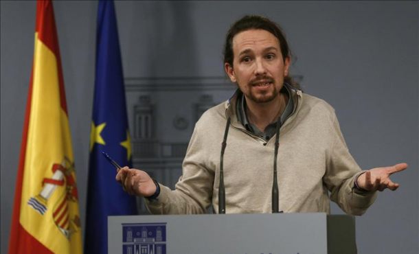 El secretario general de Podemos, Pablo Iglesias, durante la rueda de prensa que ha ofrecido . EFE