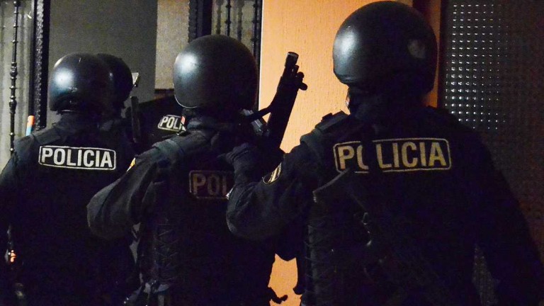 Detenido un terrorista islamista en Ceuta acusado de captar a menores para el DAESH