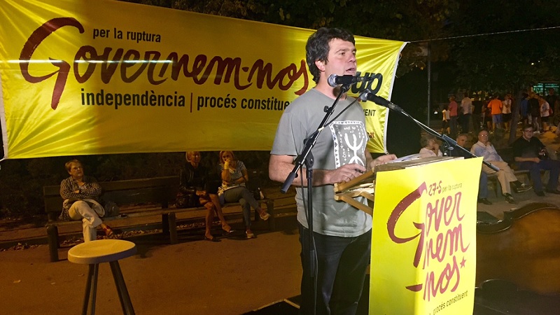 Josep Manel Busqueta (CUP) durante su intervencia en un acto de CUP en Sabadell. Foto archivo Radio Sabadell