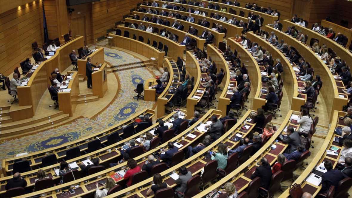 Un momento del pleno del Senado que debate y vota el proyecto de ley orgánica que regula la abdicación del Rey Juan Carlos. Efe