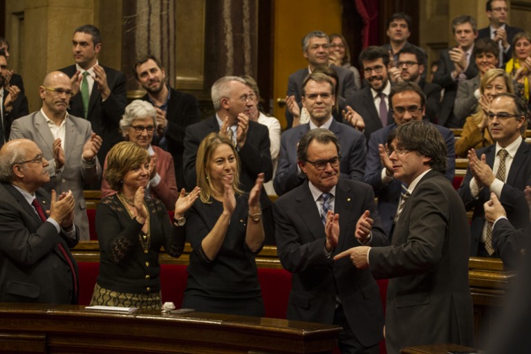 Espanya i Catalans tacha de «pantomima y autentico fraude» la investidura de Carles Puigdemont