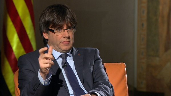 El presidente catalanista, Carles Puigdemont Casamajó, hoy durante su entrevista. lasvocesdelpueblo.