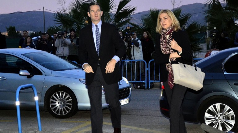 3 magistrados recuerdan «hacienda somos todos» a la Abogacía y Fiscalía: Ladrones al banquillo