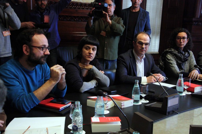 JxSí y la CUP proponen una comisión de ‘Transición Nacional y Proceso Constituyente’ en Cataluña