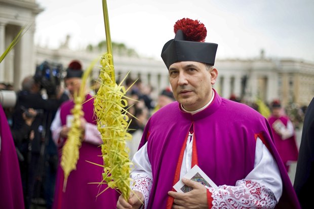 Encarcelan al sacerdote español Lucio Vallejo acusado de revelar secretos de la Santa Sede