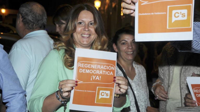 Eva Borox: «Quiero informarles de que he presentado mi dimisión como diputada de Ciudadanos»