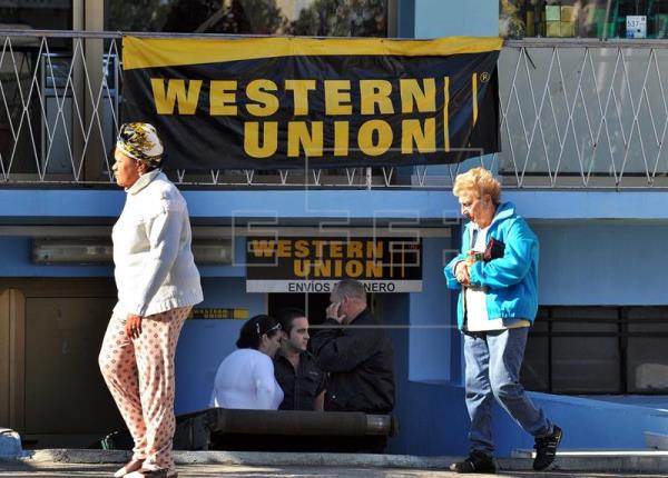 Western Union ya tiene un servicio de envío de remesas a Cuba desde Estados Unidos, para lo cual cuenta con más de 490 locales ... Efe