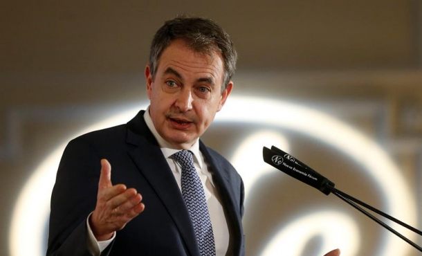 El expresidente del Gobierno José Luís Rodríguez Zapatero, durante la presentación del presidente de la Comunidad Valenciana,Ximo Puig, que intervino... Efe.
