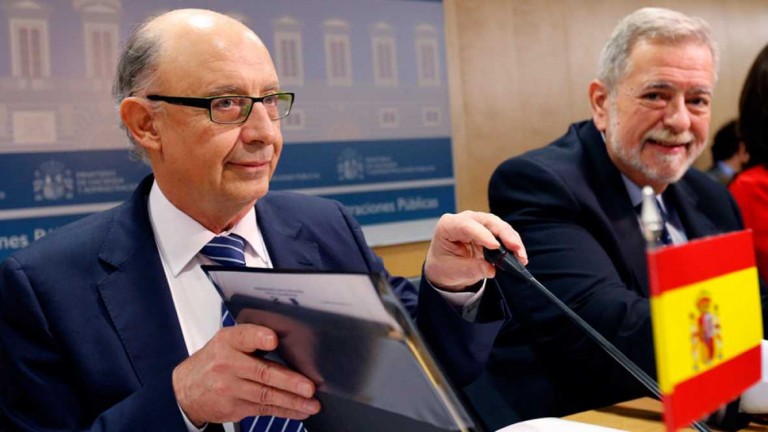 Hacienda aprueba la senda de reducción del déficit que fija en el 0,5% el techo para 2017