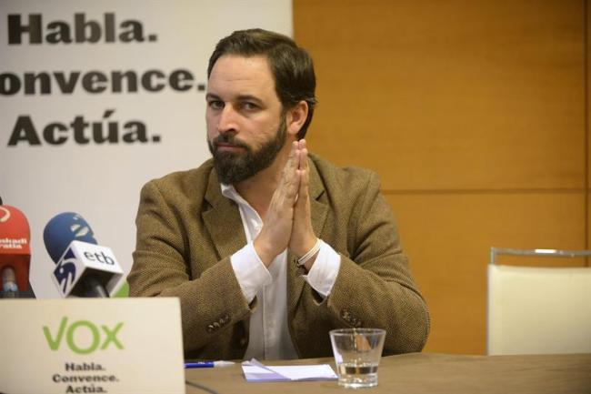 El presidente de VOX, Santiago Abascal Conde, durante la presentación de su libro 'Hay un Camino a la derecha' a Valencia. Efe