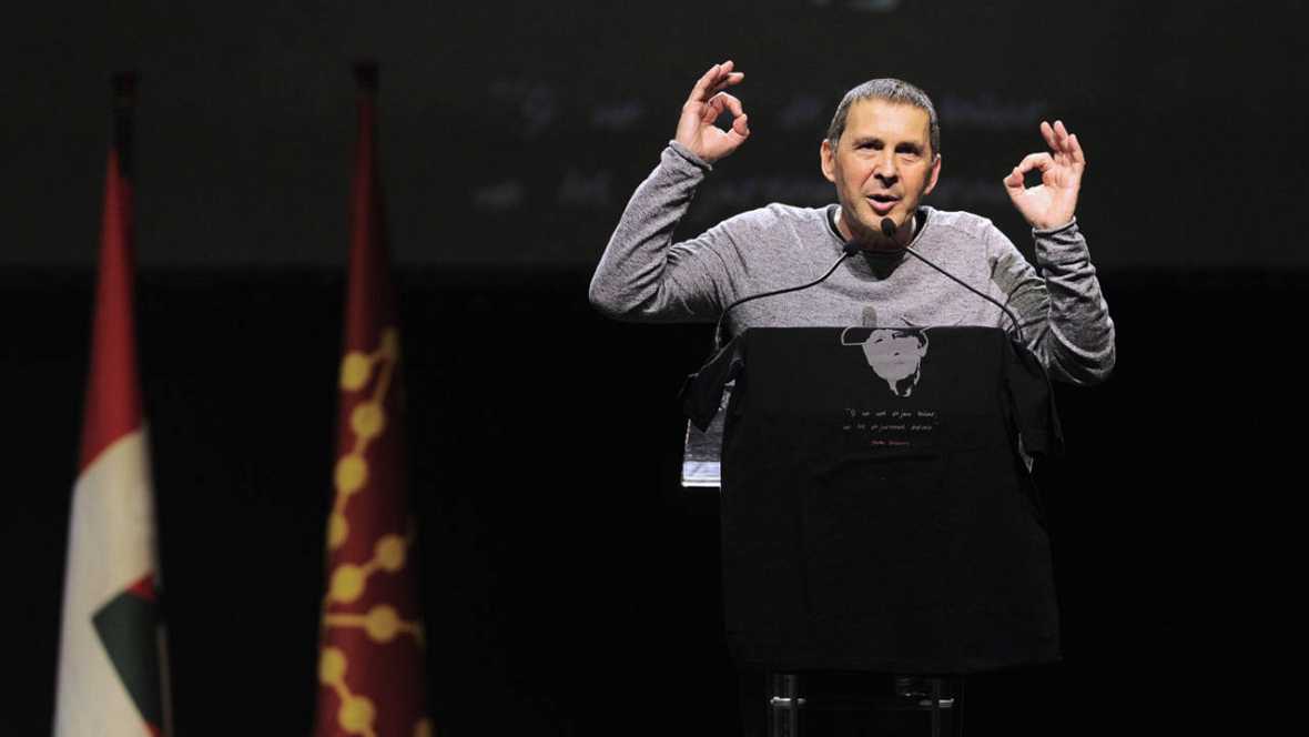 El terrorista Arnaldo Otegi en un mitin en Anoeta, San Sebastián, el pasado día 5, pocos días después de su salida de prisión. Archivo Afp