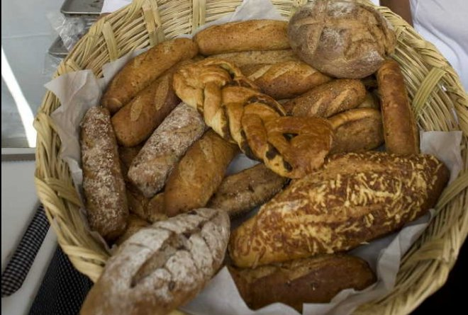 Nutricionistas y cocineros se alían contra los «falsos mitos» sobre el consumo del pan