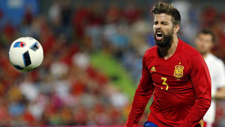 Gerard Piqué: «El Real Madrid puede ganar los títulos que sea,no nos podemos quejar»