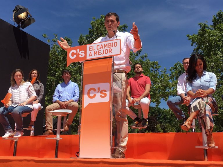 El PP responde: si C’s vota sí a Rajoy, aparcarán el diálogo con los separatistas catalanistas y vascos