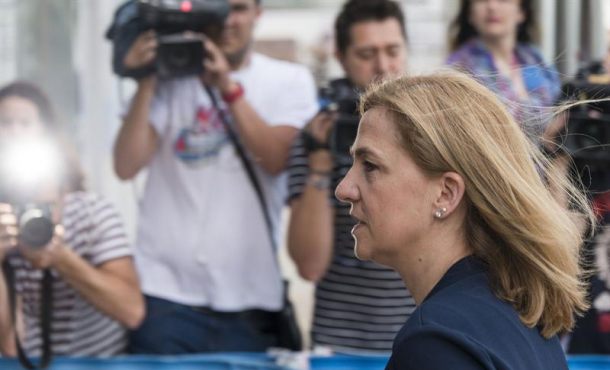 La infanta Cristina a su llegada a la sede de la Escuela Balear de la Administración Pública (EBAP) de Palma para asistir a la presentación... EFE