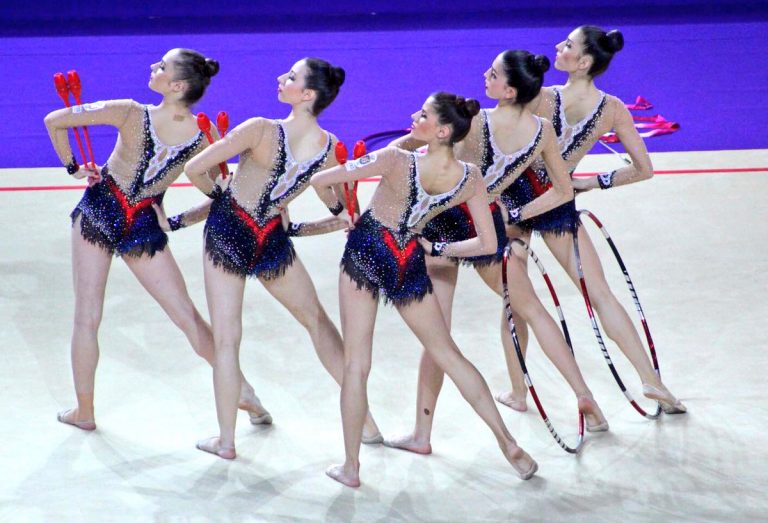 La selección española de gimnasia rítmica, Plata en 3 mazas y 2 aros y el Bronce en 5 cintas