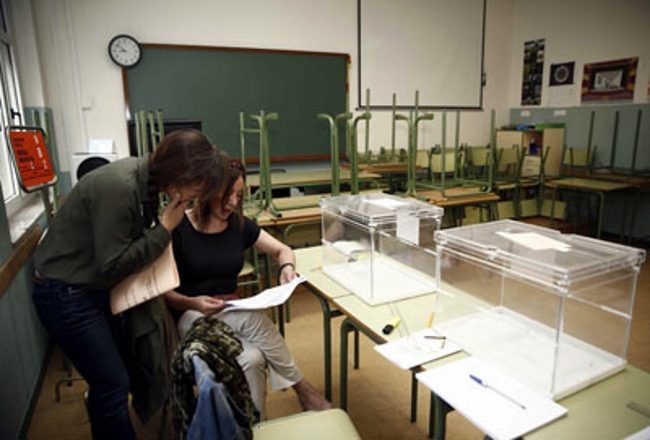 Los colegios electorales de la Península han abierto sus puertas a las 09.00 horas para recoger el voto de los más de 36,5 millones de votantes. rtve.