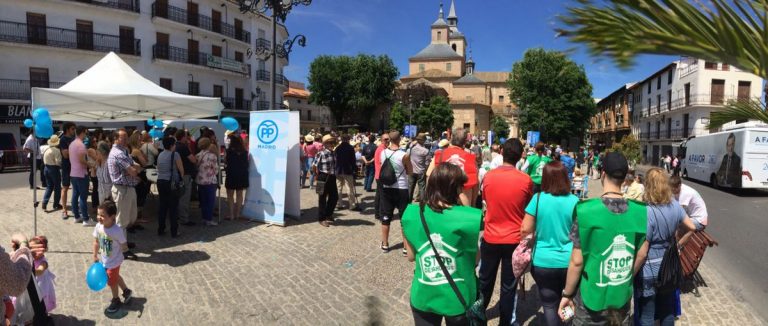 Rajoy pide a Iglesias y Ada Colau que no manden «más» gente con «Rajoy criminal» en Lérida