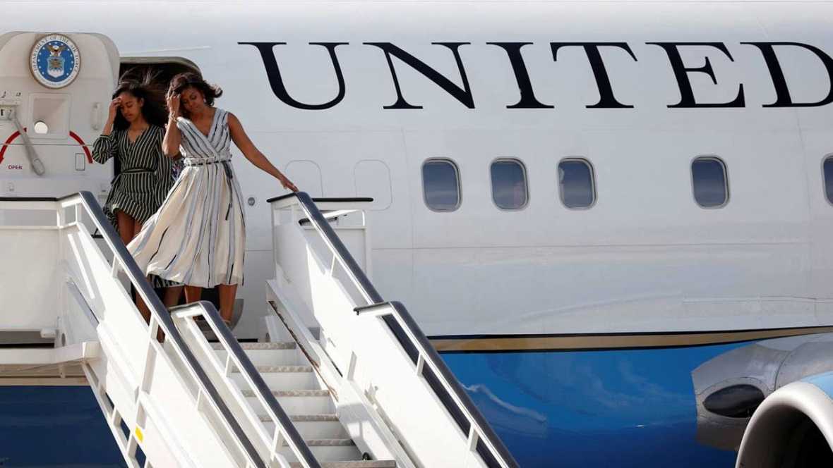 Michelle Obama, a su llegada a Madrid. Efe