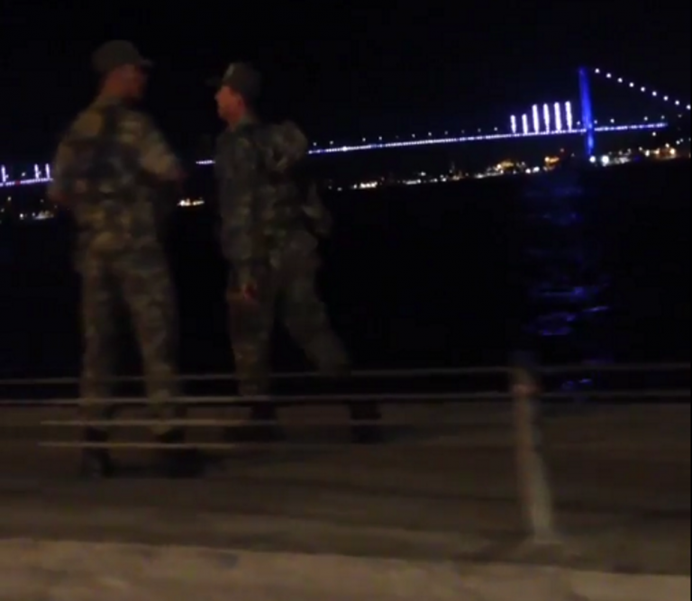 Golpe de estado en Turquía: Los militares afirman que han tomado el control del país