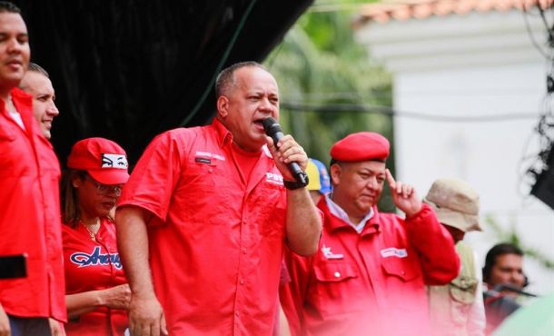 Fotografía cedida por la Agencia Venezolana de Noticias (AVN) que muestra al diputado Diosdado Cabello durante una concentración chavista, este 16 de julio de 2016... Efe