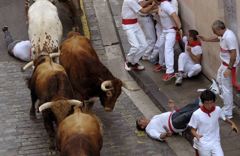 Cuarto encierro de San Fermín 2016 muy rápido y accidentado con 2 heridos por asta de toro
